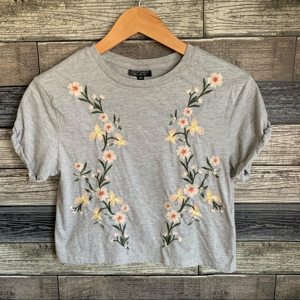 🌻Top Shop Crop Top Flower Embroidery